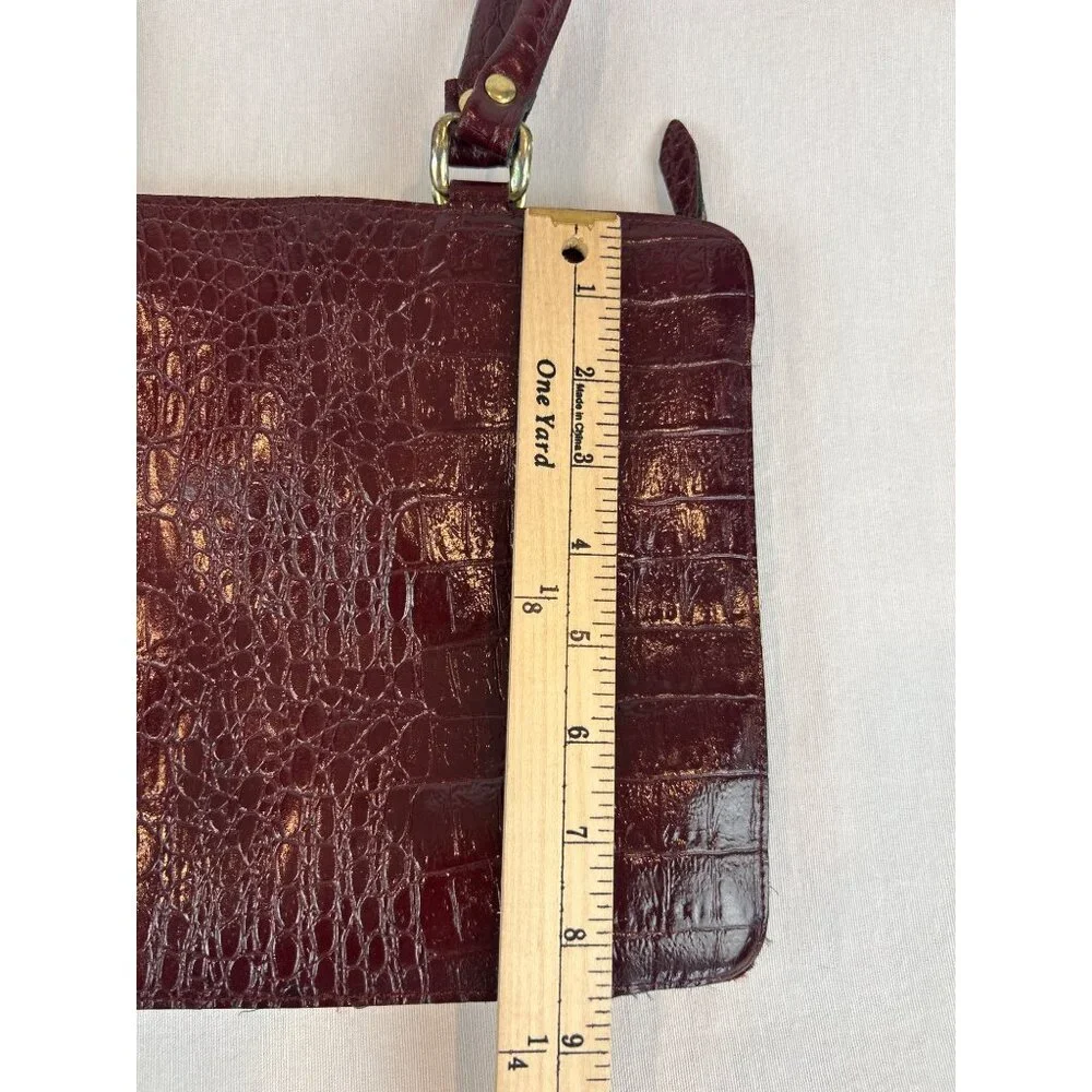 Vintage Burgundy Croc Embossed Leather Handbag Gold Hardware Top Handles Elegant - Picture 11 of 13